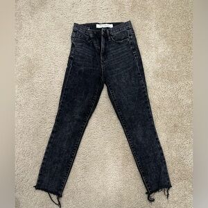 Gap True Skinny Super High Rise Black Acid Wash Raw Hem Cropped Jeans